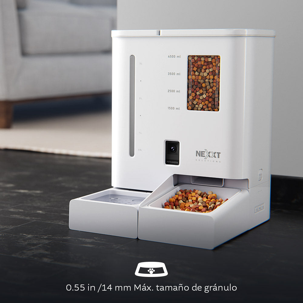 Dispensador inteligente de alimento y agua para mascotas con conexión Wi-Fi y cámara 2K integrada.